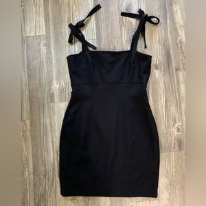 Gianni Bini tie strap black dress size 8